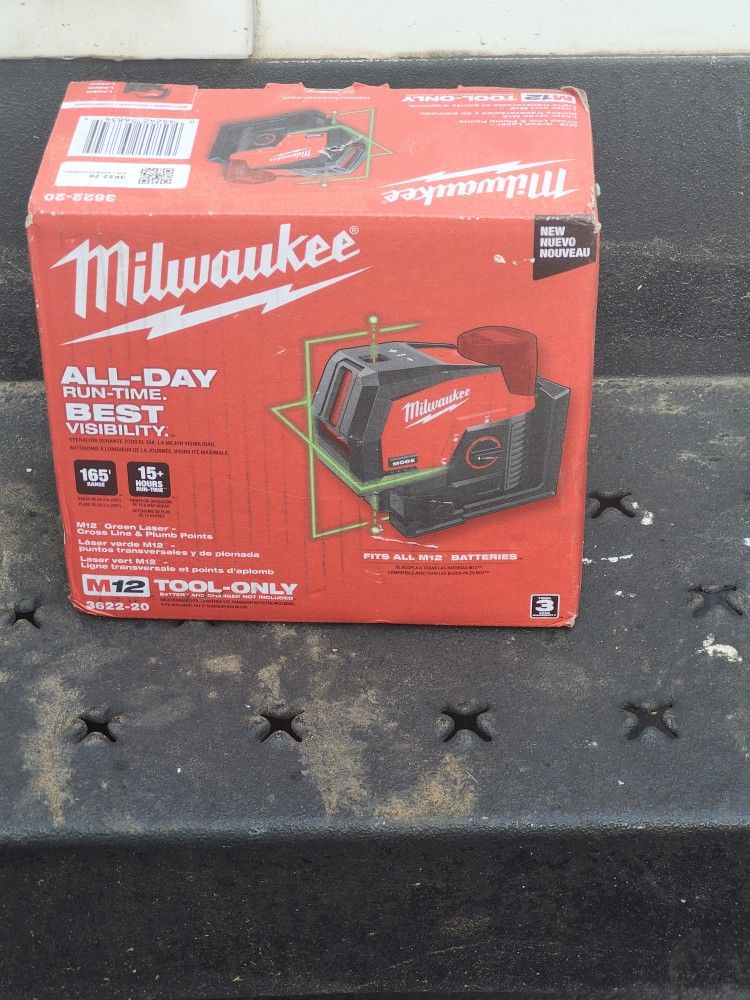 Milwaukee - M12 12-Volt Lithium-Ion Cordless Green 125 ft. Cross Line and Plumb Points Laser Level (Tool-Only)