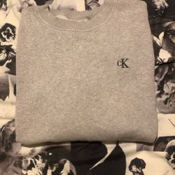 Calvin Klein Sweater