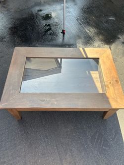 WORLD MARKET RECTANGLE WOOD/GLASS DRAWER COFFEE TABLE