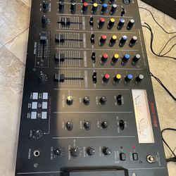 1980’s Radio shack 4-ch 19” Rack Mount DJ Mixer 