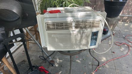 Haier A C unit