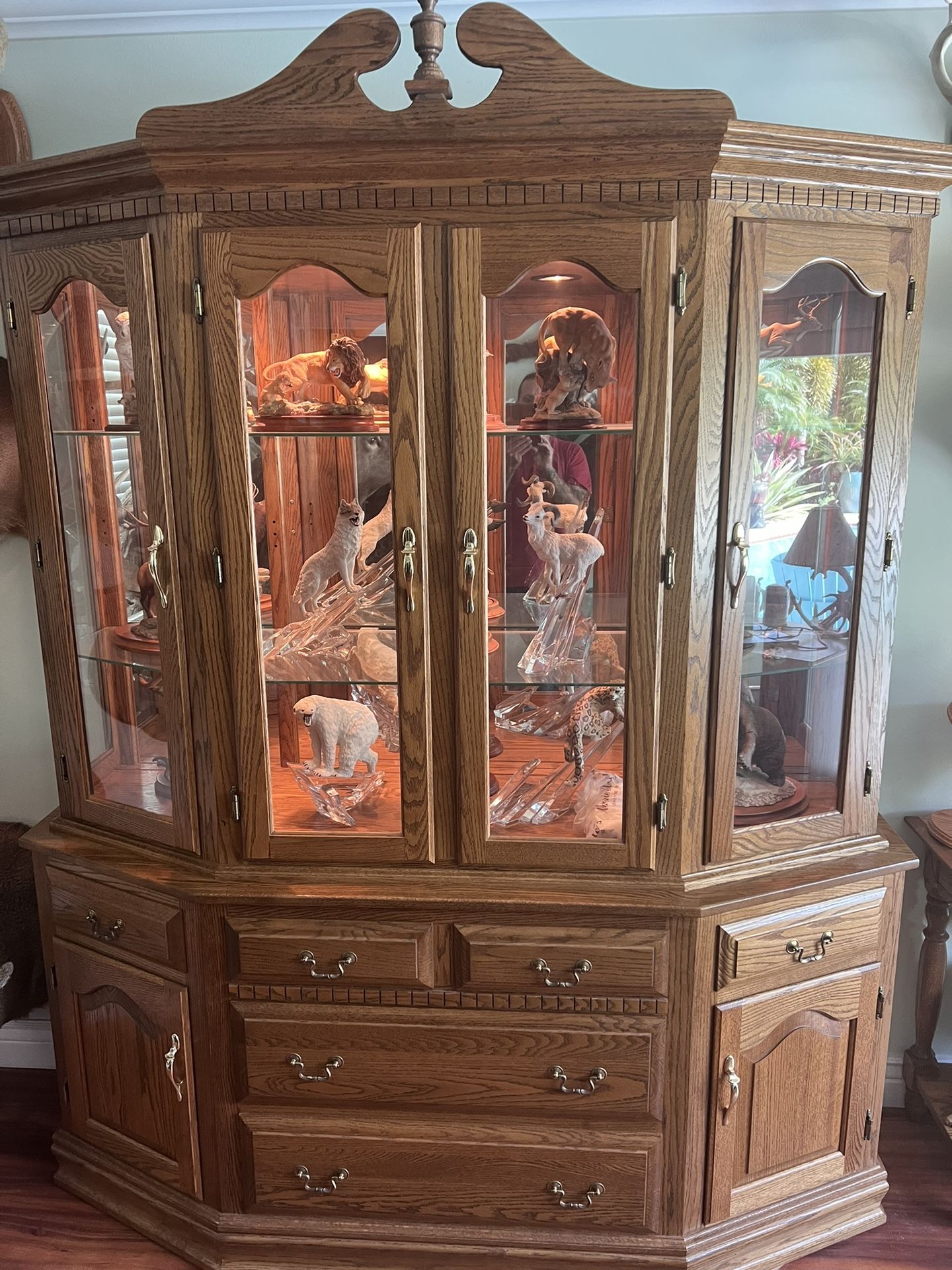 Oak Hutch