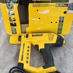 DEWALT  HEAVY DUTY ELECTRIC 5-IN-1 MULTI-TACKER— DWHT75021-New/Open Box-Handles a Variety Of Staples & 18 G Brads, 8’ Cord