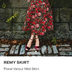 HUNTER BELL

LANGLEY Skirt