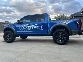 2018 Blue Ford Raptor 