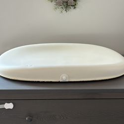 HATCH Grow Smart Changing Pad And Scale