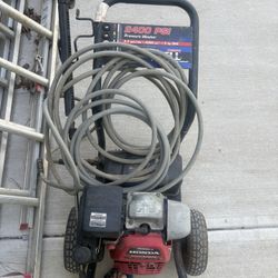 2400 PSI Pressure Washer 