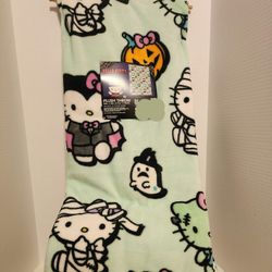 Hello Kitty Halloween Blanket