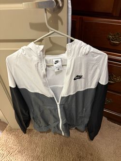Nike youth windbreaker jacket