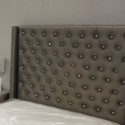 Queen Size Headboard Bet Set 
