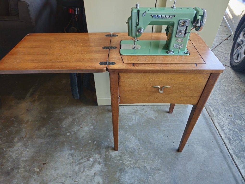Morse Super Dial Sewing Machine