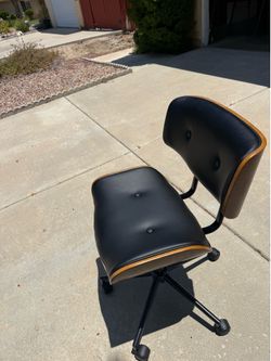 Black Leather Office Chair