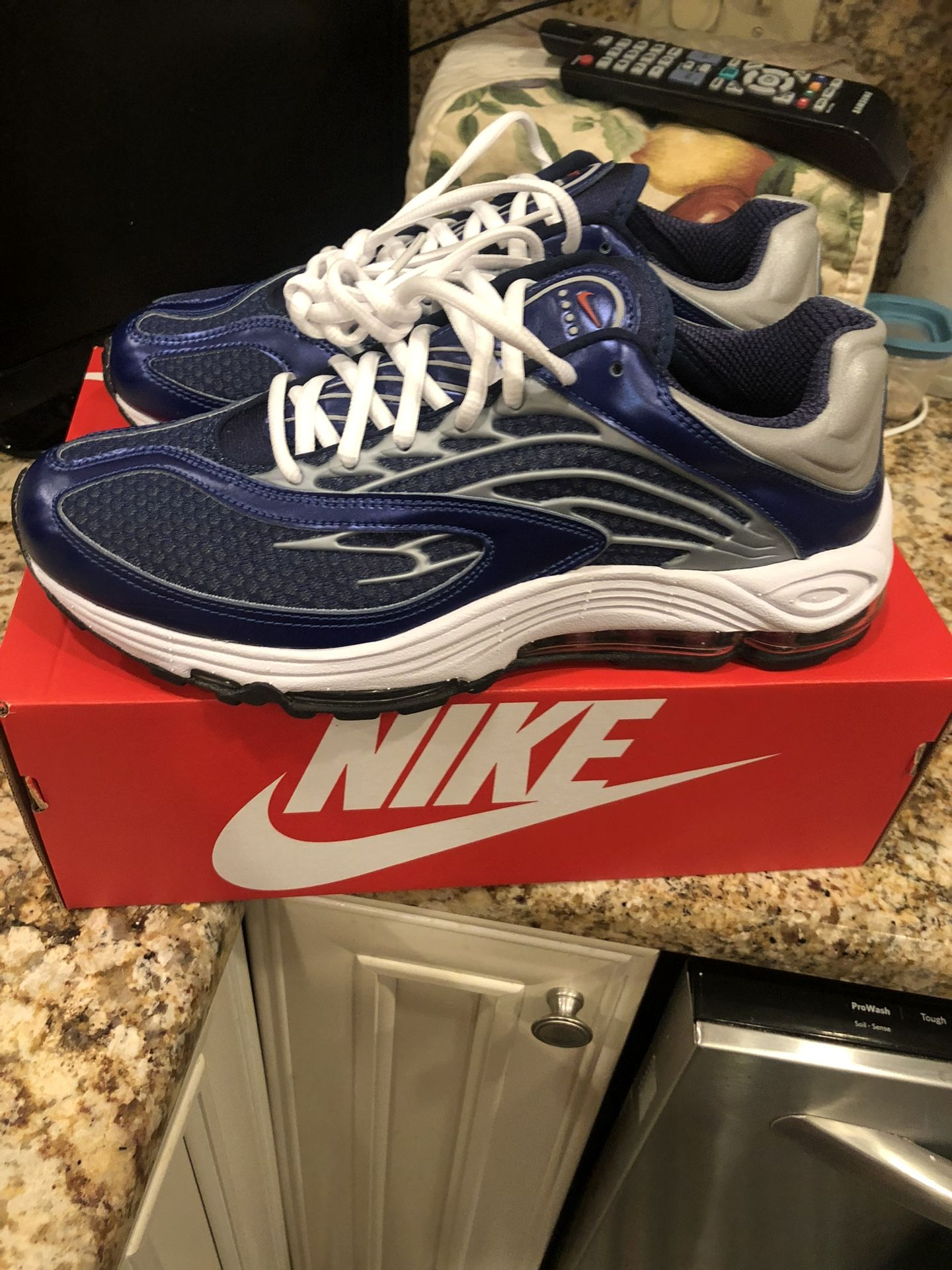 Nike Air Max Tuned Sz 10.5