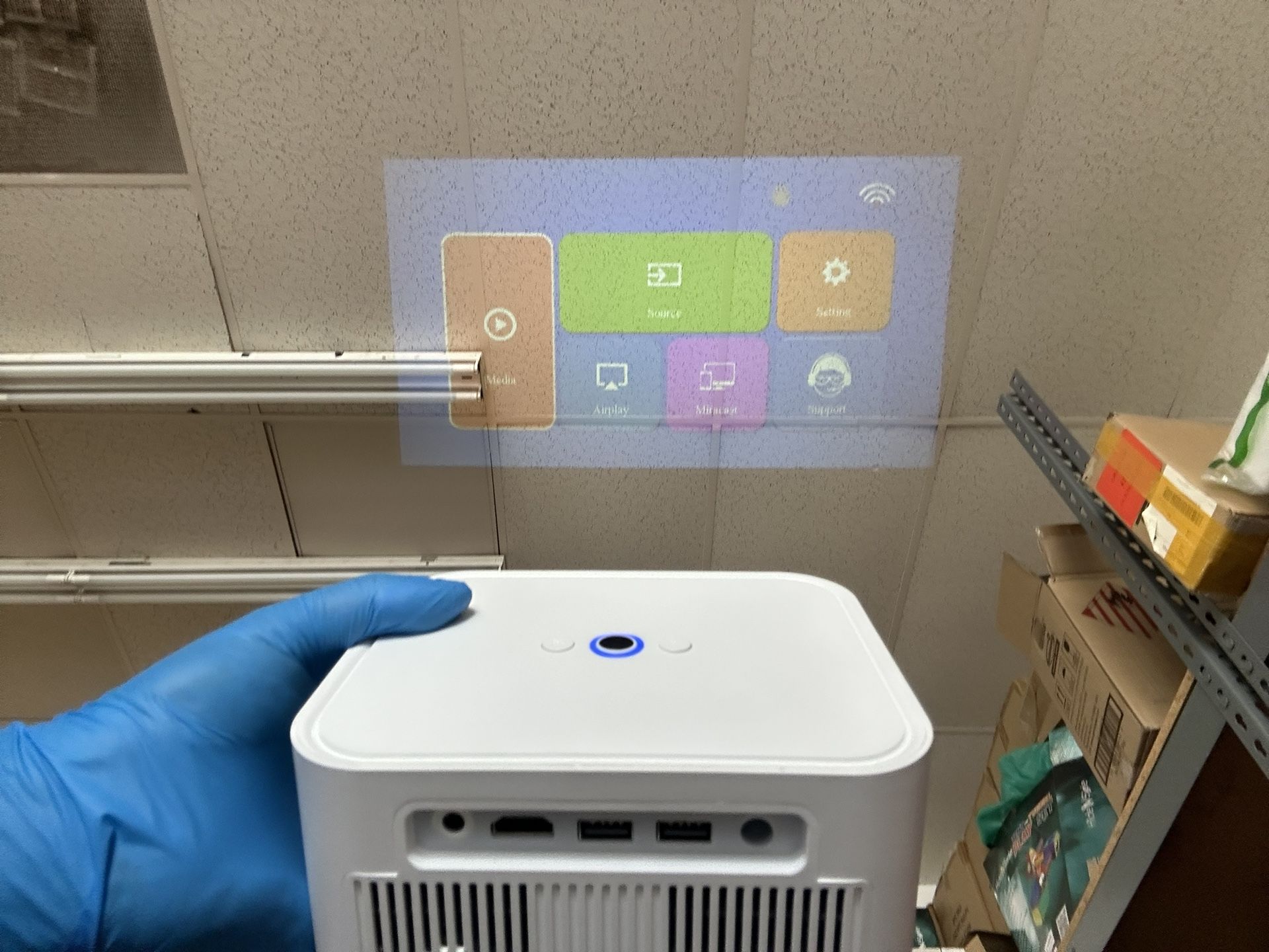 DBPower Mini H89 LCD Video Projector