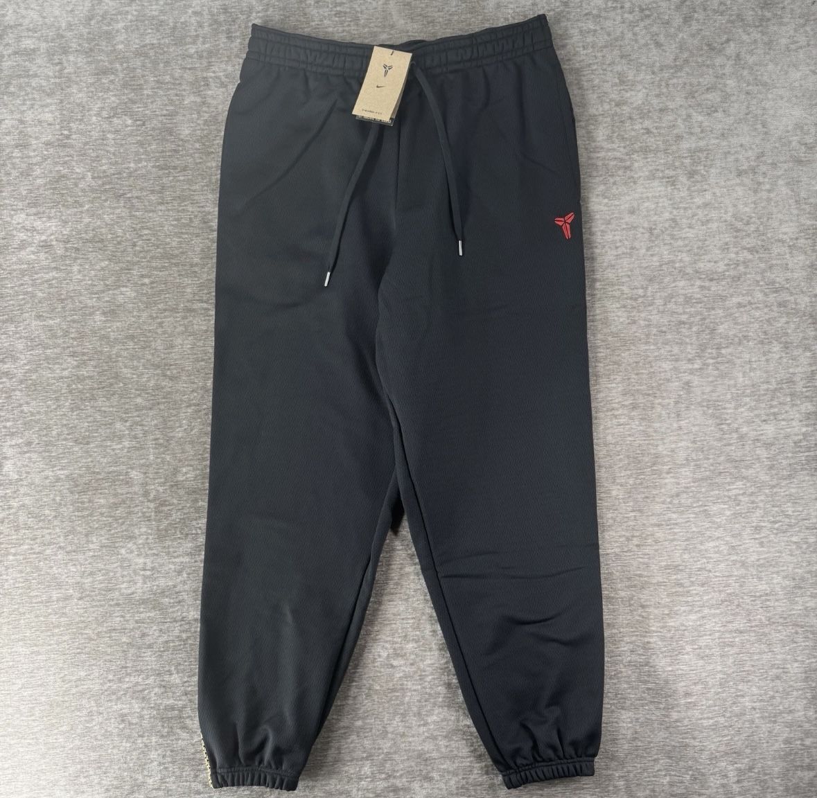 Nike x Kobe “Year Of The Mamba” Thermal-Fit Basketball Pants