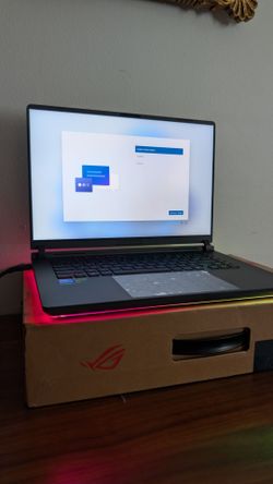 ASUS ROG Strix G16 16"" 240Hz (Ultra 9 275HX, 32GB, 1TB, RTX 5070 Ti) OPEN BOX