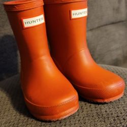 Hunter Toddler  rain Boots Size 6(red)