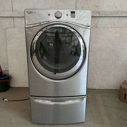Whirlpool Gas Dryer Laundry 