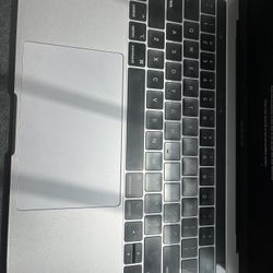 (Pickup 7/14 Lower Price) MacBook Pro 13” – 2.7GHz i7 / 16GB / 1TB SSD – Great Condition