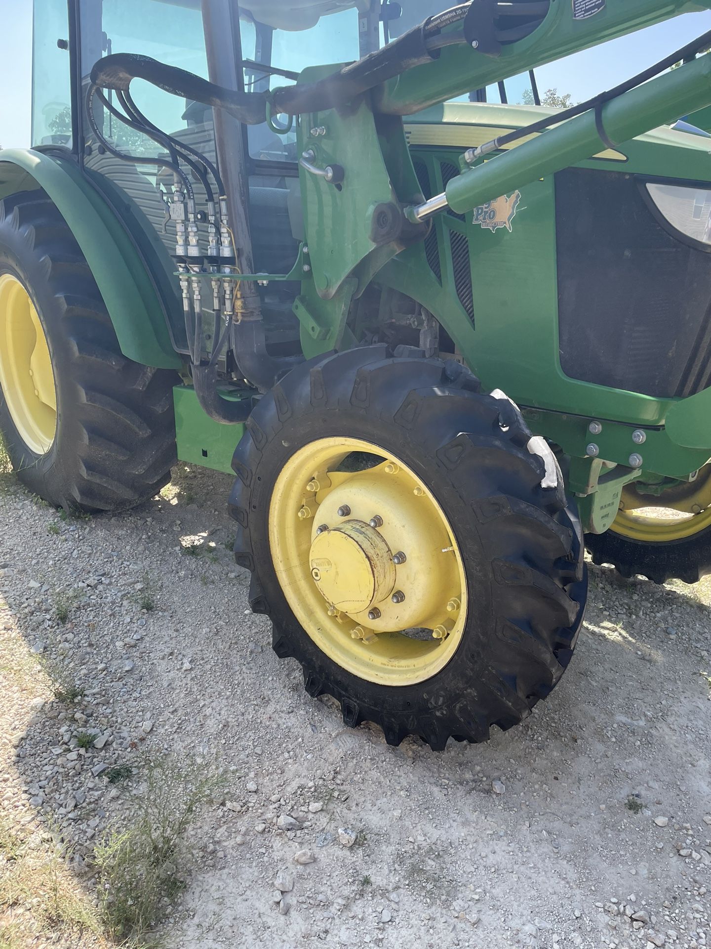 Tractor tire