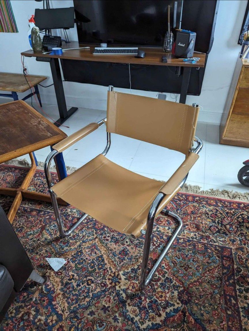 Vintage cantilever Chair, Needs restoration 