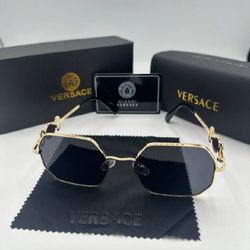 Gold Hexagon Sunglasses – Dark Black Lenses