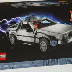 NEW sealed Lego Icons 10300 Back to the Future Time Machine Set 