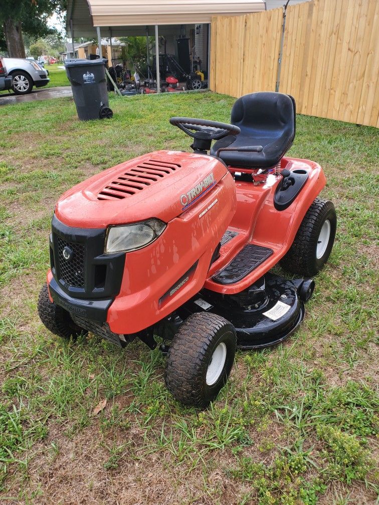 Troy Bilt Bronco 42 Inch 18hp Kohler Automatic Transmission Riding Mower