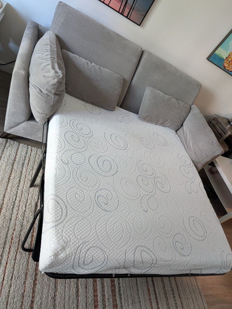 Modern Gray Sleeper Sofa / Pull-out Couch