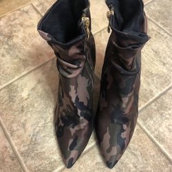 Women’s Camouflage Ankle Boots