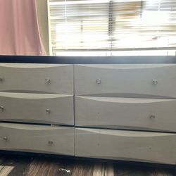 Wood Dresser for Sale - Need Gone