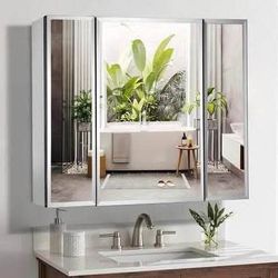New Movo Triple Doors Medicine Cabinet w/ Mirror 36 X 26 Aluminum Bathroom Medicine Cabinet