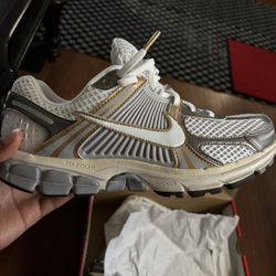 Vomero 5 Size 11
