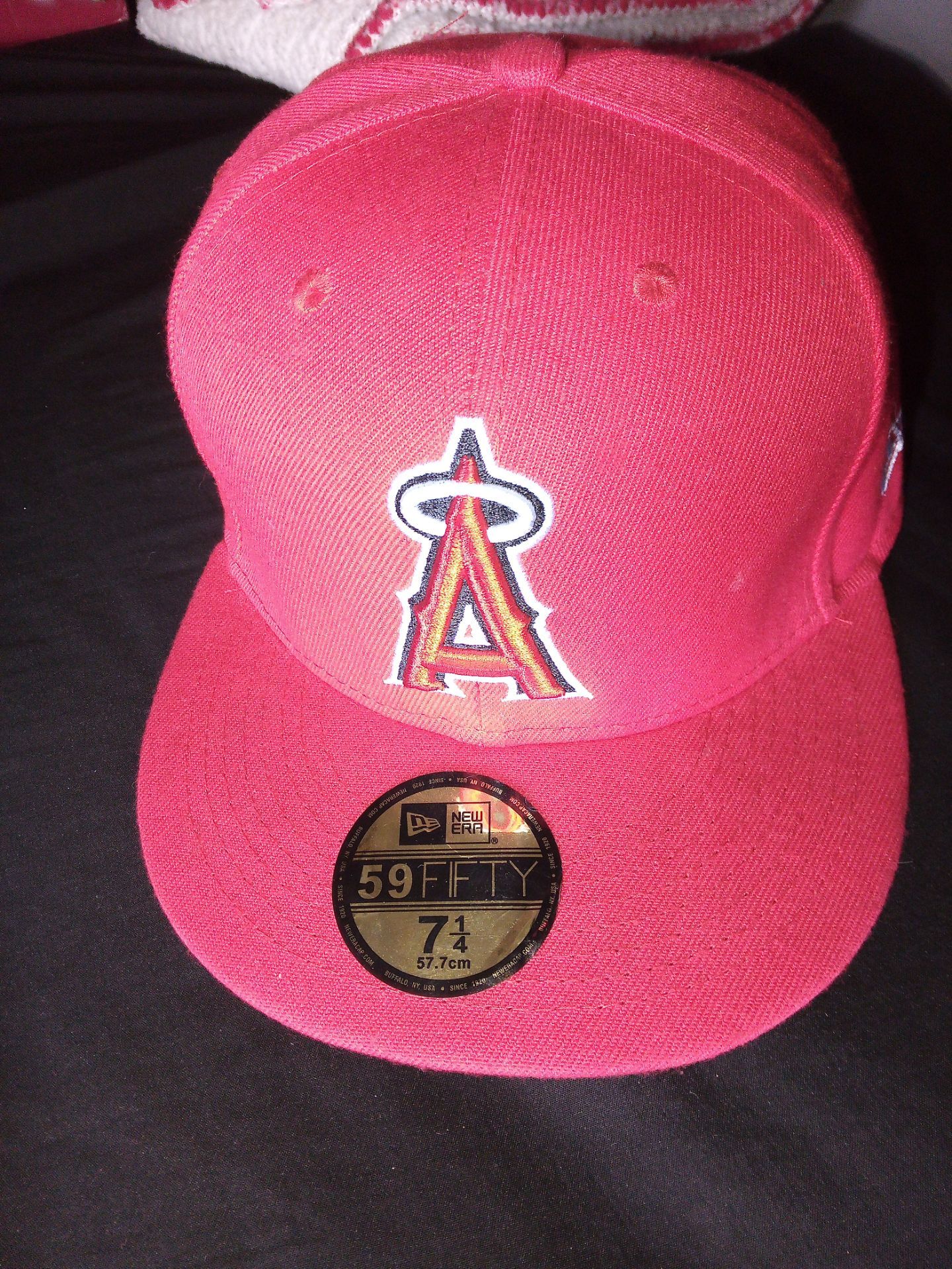New era fitted hat