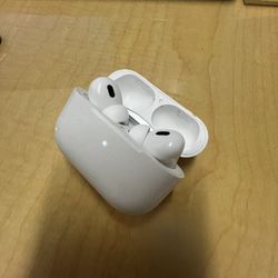 Apple AirPods Pro (2nd Generation) 