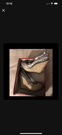 Zapatos Guess Nuevos Size 8 1/2 