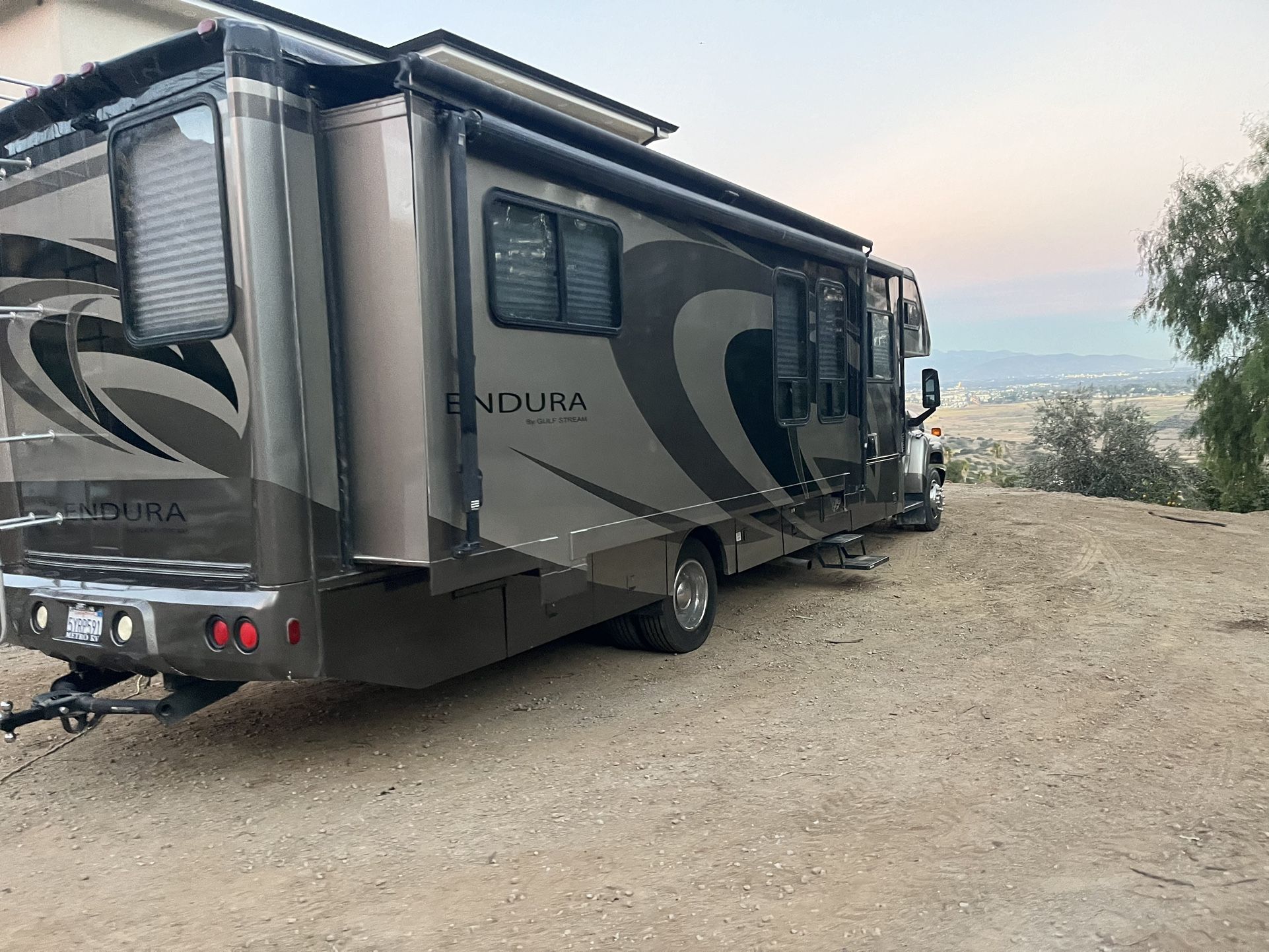 2007 Gulfstream Endura by gulf stream motorhome 35’ new