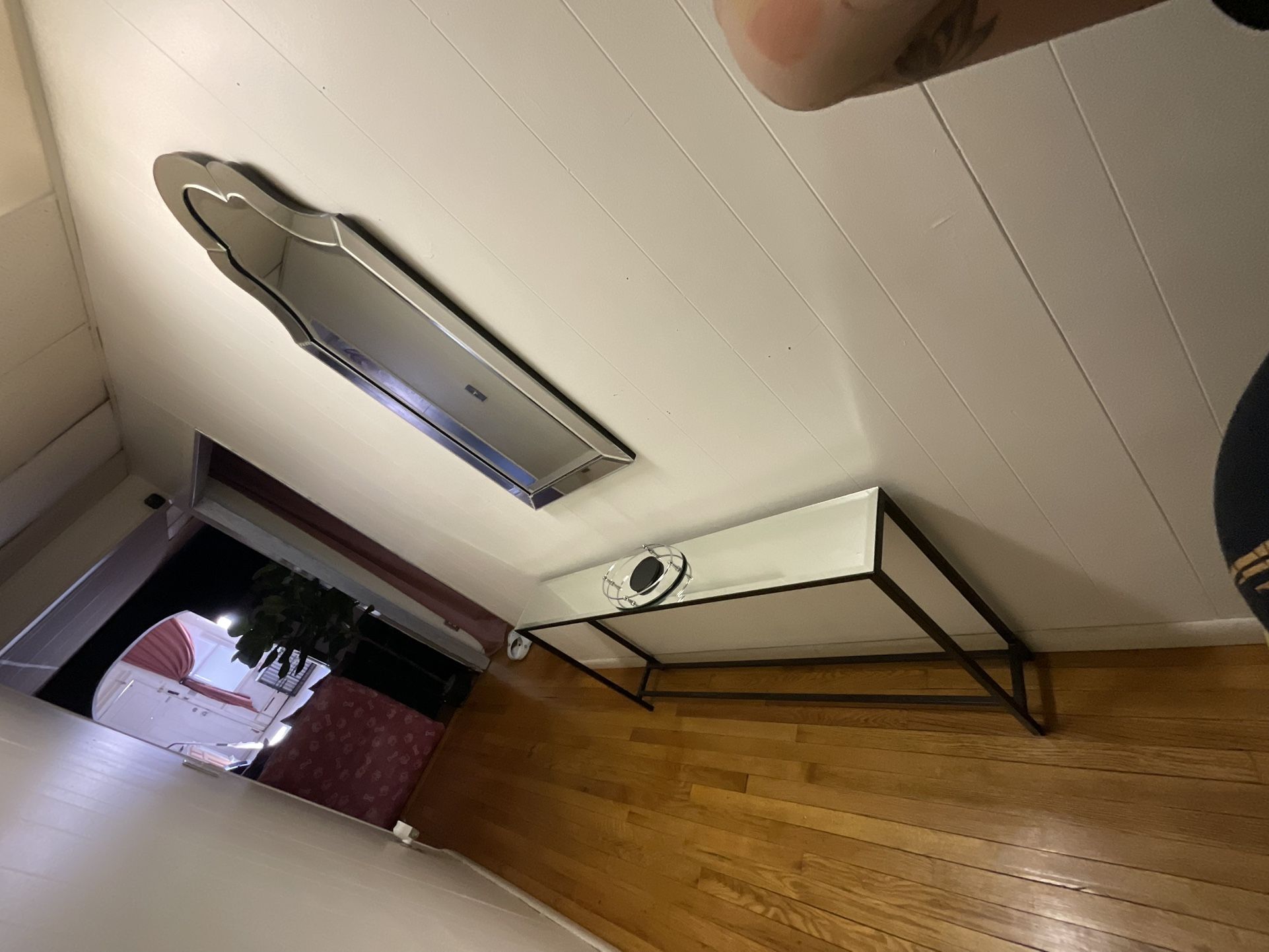 Entryway Table & Mirror Set