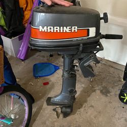 Mariner Outboard boat motor 