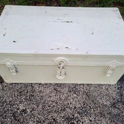 Vintage Army Trunks