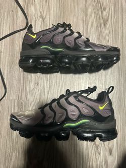 Nike VaporMax Plus Neon