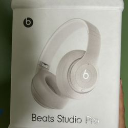 Beats Studio Pro