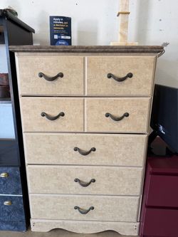 Tall 5-Drawer Chest Dresser