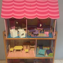 Barbie Doll House 