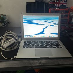 MacBook Air Laptop Computer 2014