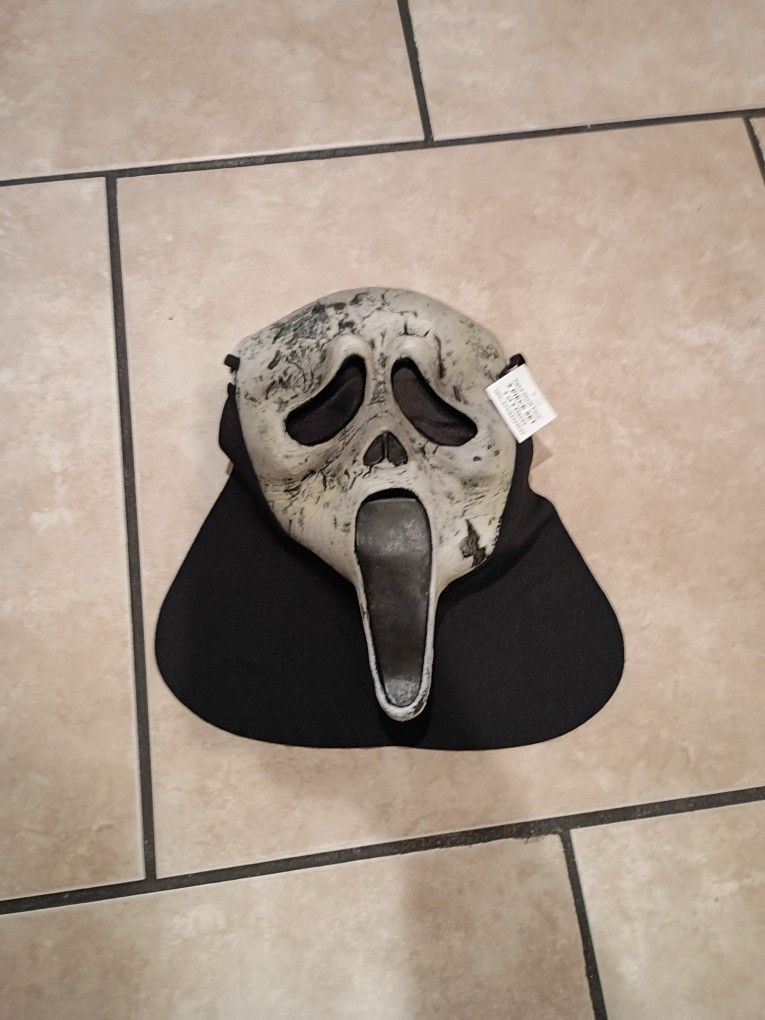 Ghostface Mask