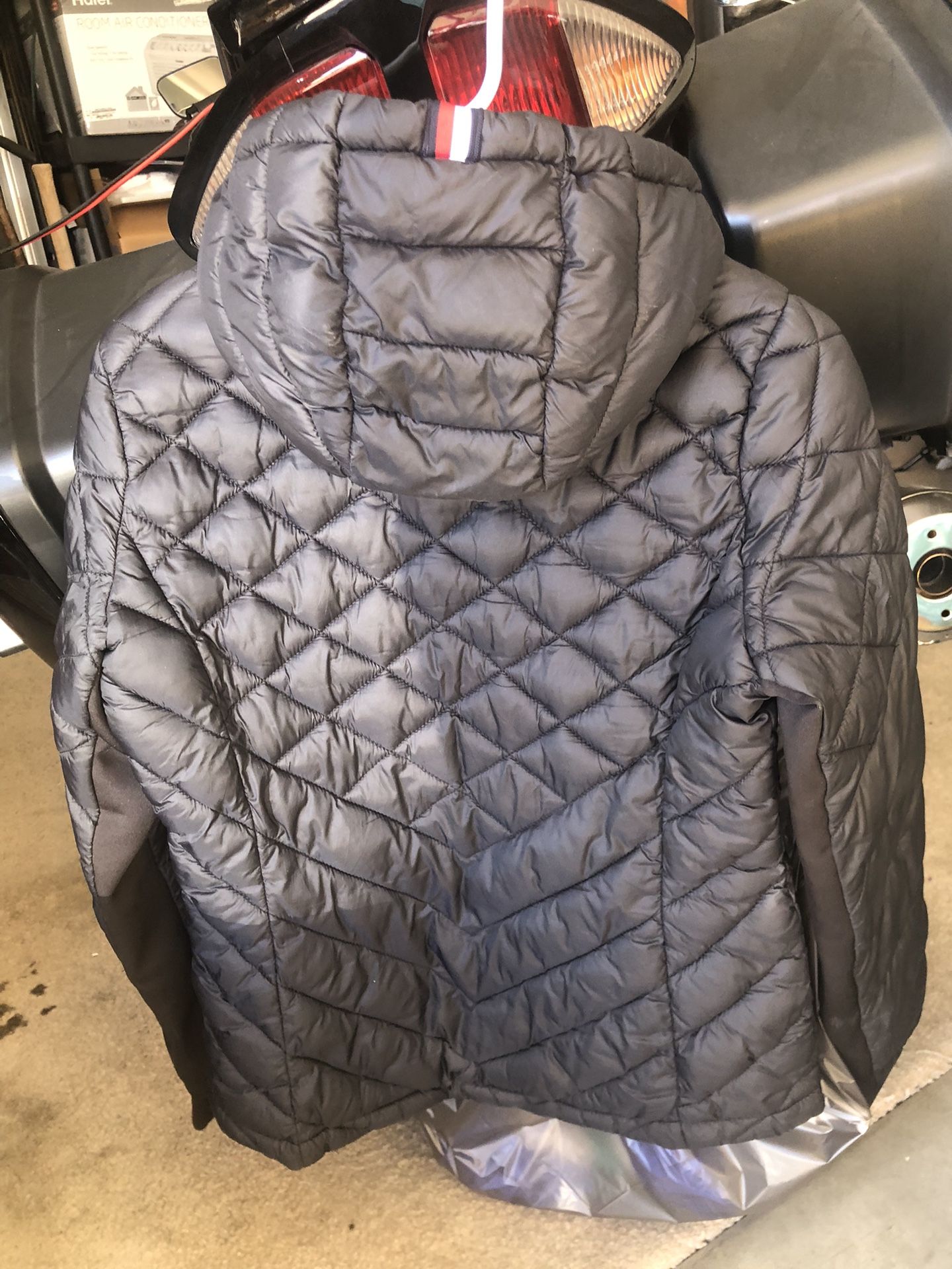 Women’s Jacket With Hoodie 