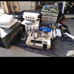 Video Games Consoles 80s-90s