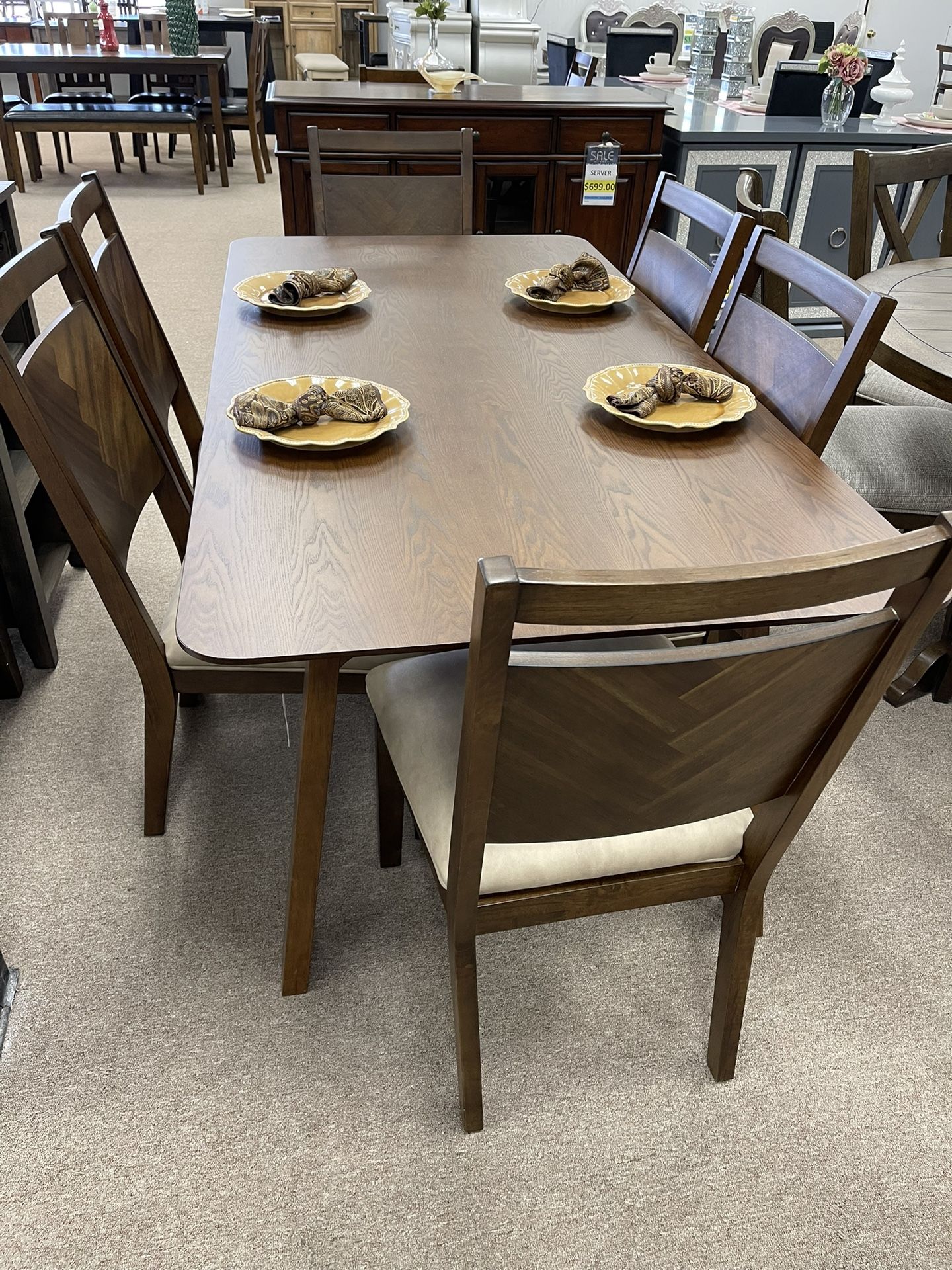 7 Pc Dining Table Set