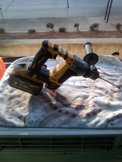 DeWalt Cordless Hammer Drill